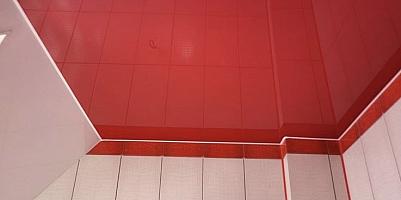 Цветной матовый потолок в ванную