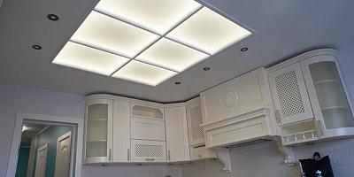Светящийся потолок на кухню